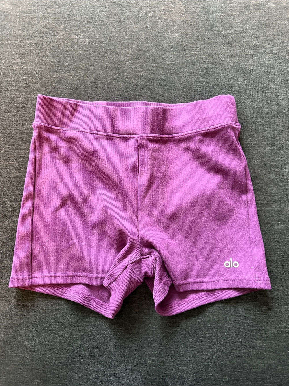 Alo ribbed shorts